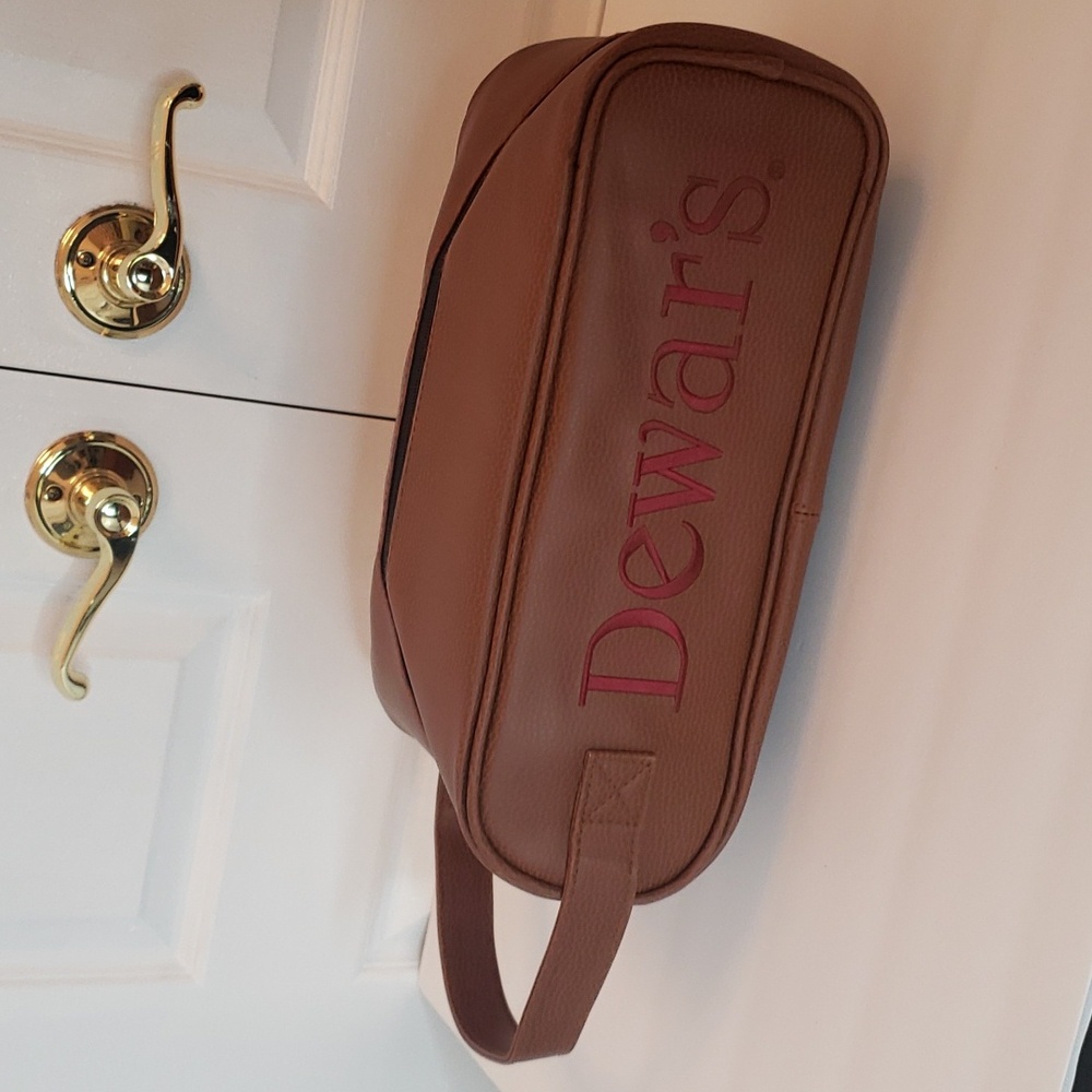 Dewars Liquor / Wine Insulted Carrying Bag